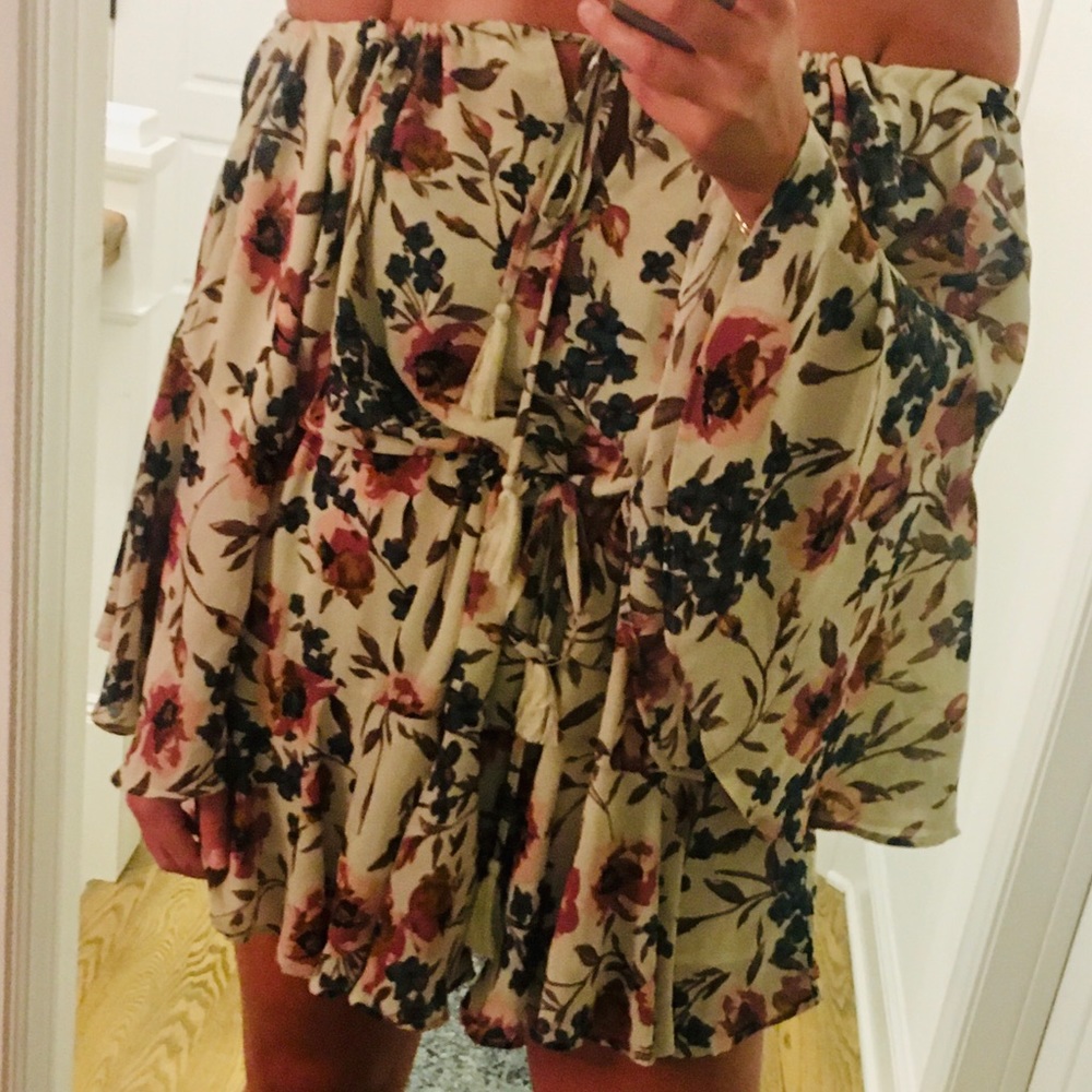 Vici Dolls off the shoulder romper